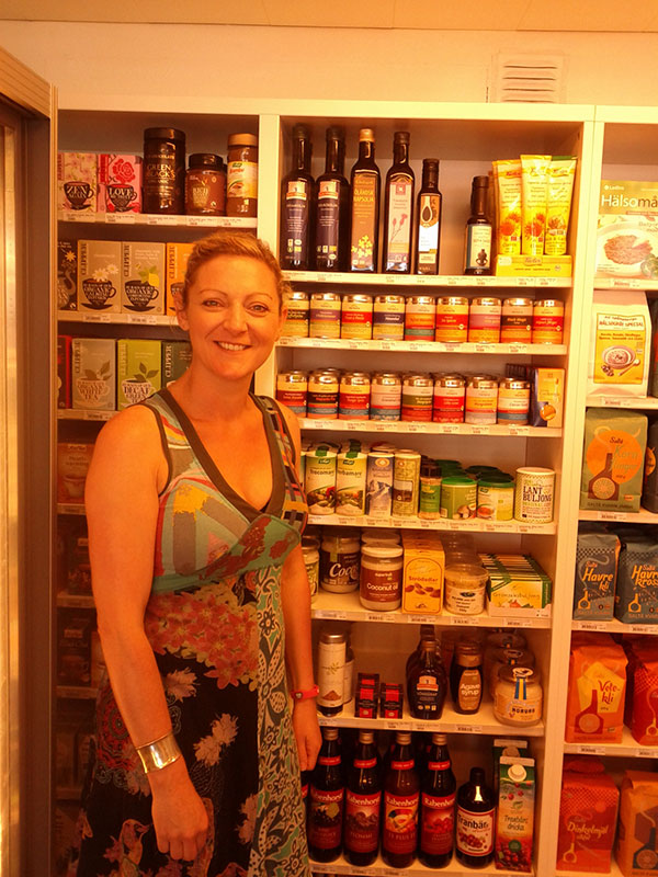 donna-med-herbarias-kryddor-borgholm